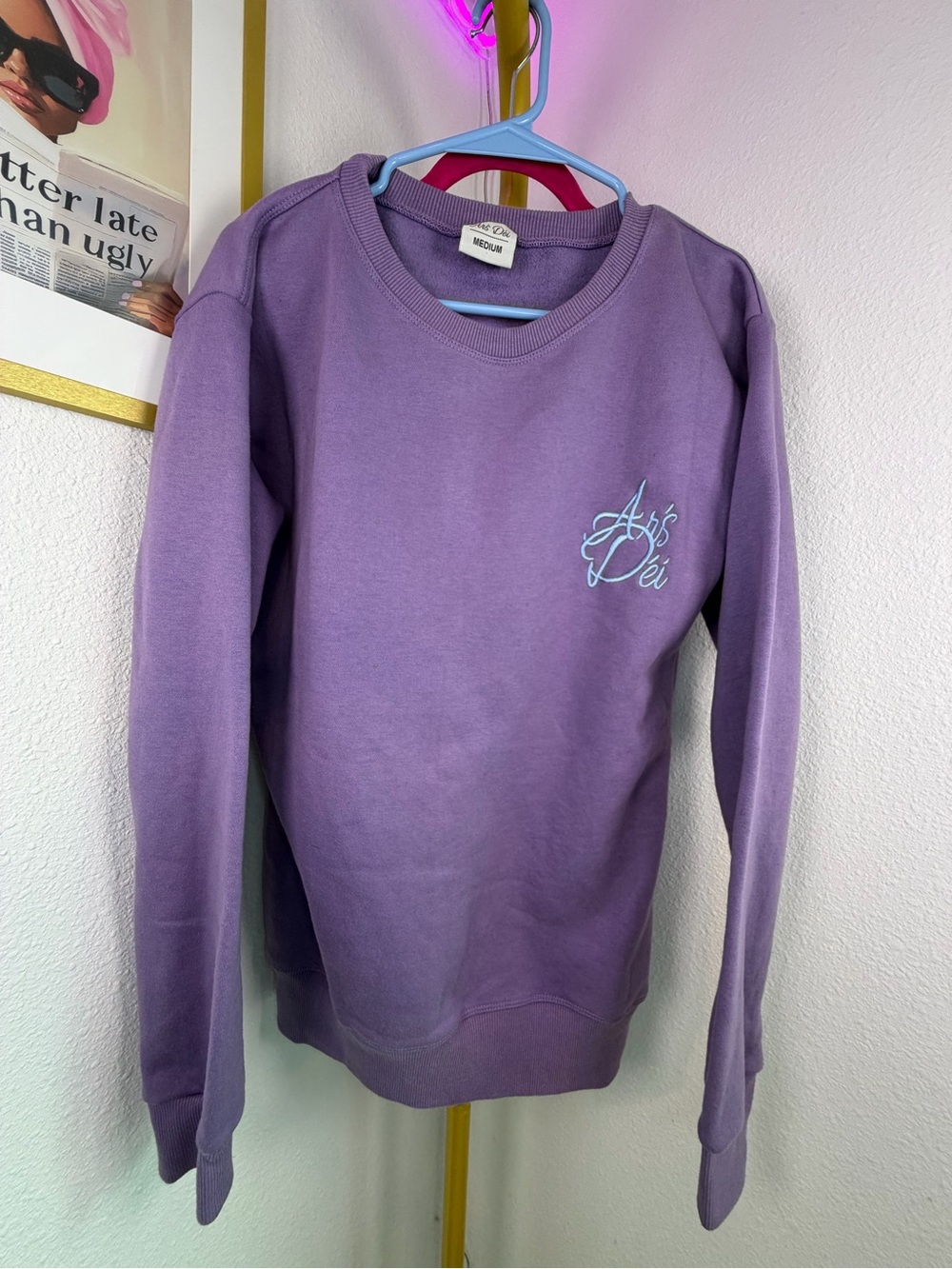 Aris Dei Embroidered Lavender Purple Crewneck Sweater Medium